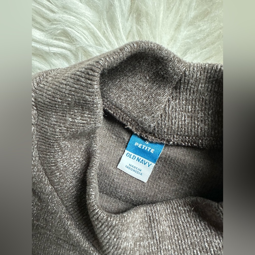 Cozy ribbed mock neck top - Picture 6 of 7